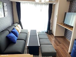 At RLiS House Osaka Domecity