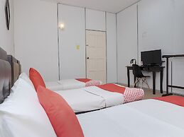 OYO 90180 Gemilang Hotel Kerteh