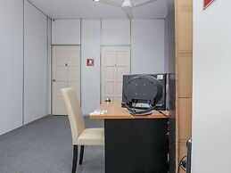 OYO 90180 Gemilang Hotel Kerteh