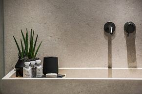 Canale Hotel & Suites