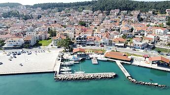 Canale Hotel & Suites