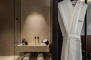 Canale Hotel & Suites