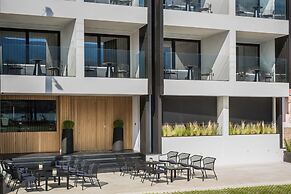 Canale Hotel & Suites