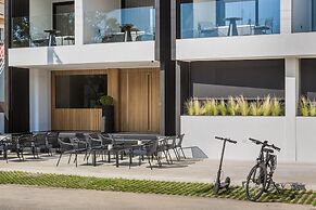 Canale Hotel & Suites