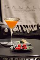 Canale Hotel & Suites