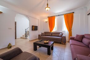 Infinity Flora Villa