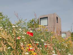 Luxury Lodge With Roof Terrace, Near Maastricht