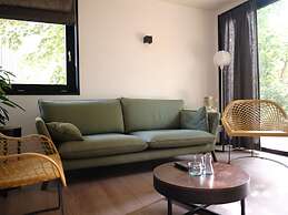 Luxury Lodge With Roof Terrace, Near Maastricht