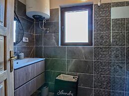 Cozy, Spacious and Fenced Holiday Home Near the Sea