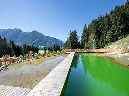 Ornate Chalet in Neukirchen near Wildkogel Ski Arena