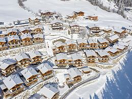 Ornate Chalet in Neukirchen near Wildkogel Ski Arena