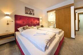 Ornate Chalet in Neukirchen near Wildkogel Ski Arena