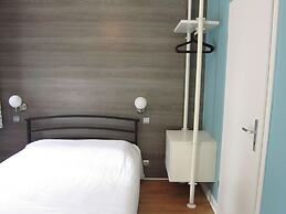 Luxurious Countryside Holiday Home With Garden