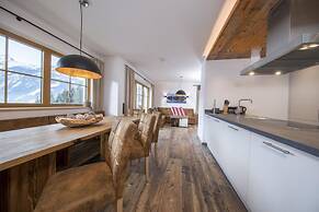 Affluent Chalet in Neukirchen near Wildkogel Ski Arena