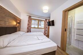 Affluent Chalet in Neukirchen near Wildkogel Ski Arena