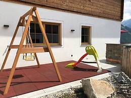 Affluent Chalet in Neukirchen near Wildkogel Ski Arena