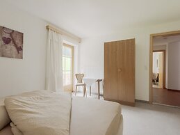 Lovely Apartment in Hainzenberg