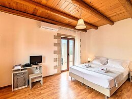 Beautiful Large Villa With Pool and sea View at Nice Georgioupolis