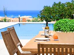 Beautiful Large Villa With Pool and sea View at Nice Georgioupolis