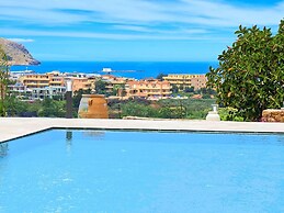 Beautiful Large Villa With Pool and sea View at Nice Georgioupolis