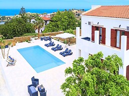 Beautiful Large Villa With Pool and sea View at Nice Georgioupolis
