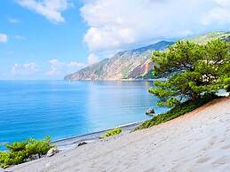 Beautiful Large Villa With Pool and sea View at Nice Georgioupolis