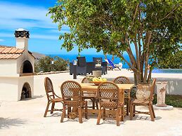 Beautiful Large Villa With Pool and sea View at Nice Georgioupolis