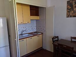 Snug Apartment in Roma near San Giovanni Train Station