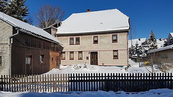 Apartment With Private Terrace