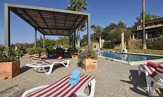 Belvilla by OYO Cocons