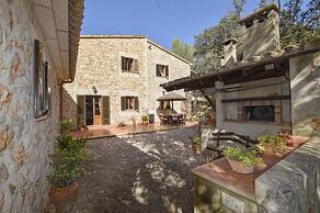 Belvilla by OYO Cocons