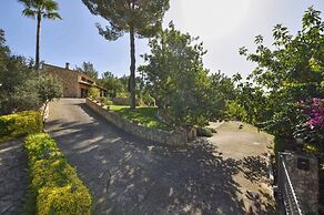 Belvilla by OYO Cocons