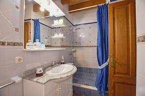 Belvilla by OYO Cocons