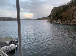 6 Person Holiday Home in Brandasund