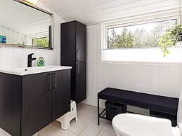 Bright Coastal Retreat in Vorupor-by Traum