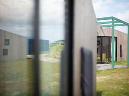 Luxury Lodge, 2 Bathrooms, Near the Sea