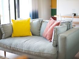 Luxury Lodge, 2 Bathrooms, Near the Sea