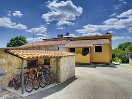 Holiday Home in Lindar With Pool