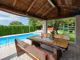Holiday Home in Lindar With Pool