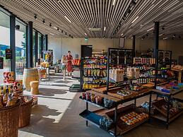 Luxury Hill Lodge, 2 Bathrooms, Near Maastricht