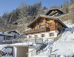 Restful Chalet in Wald-Königsleiten near Ski Bus