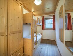 Restful Chalet in Wald-Königsleiten near Ski Bus