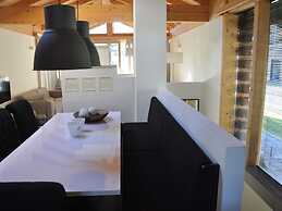 Modern Chalet With Sauna Near Konigsleiten