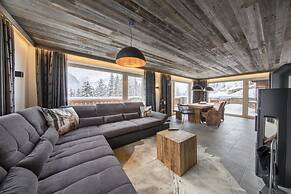 Amazing Chalet in Neukirchen near Wildkogel Ski Arena