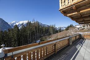 Amazing Chalet in Neukirchen near Wildkogel Ski Arena