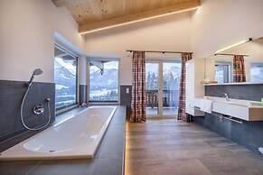 Amazing Chalet in Neukirchen near Wildkogel Ski Arena