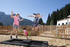 Amazing Chalet in Neukirchen near Wildkogel Ski Arena