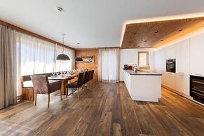 Comfy Chalet in Neukirchen near Wildkogel Ski Arena