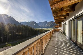 Comfy Chalet in Neukirchen near Wildkogel Ski Arena