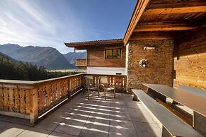 Comfy Chalet in Neukirchen near Wildkogel Ski Arena
